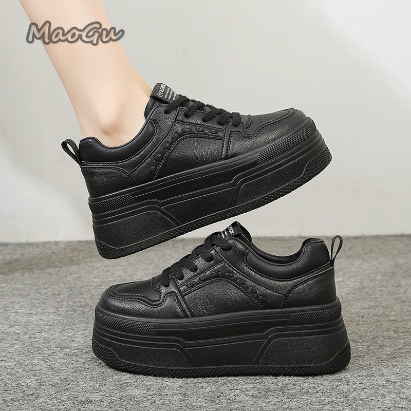 Chunky Sneaker Platform - Białe sneakersy na platformie podwyższającej, damskie,