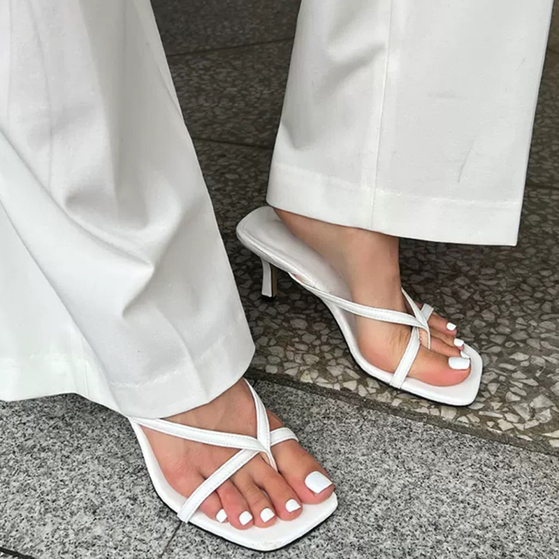 Street Fashion Clothes - Letnie damskie klapki z odkrytymi palcami,