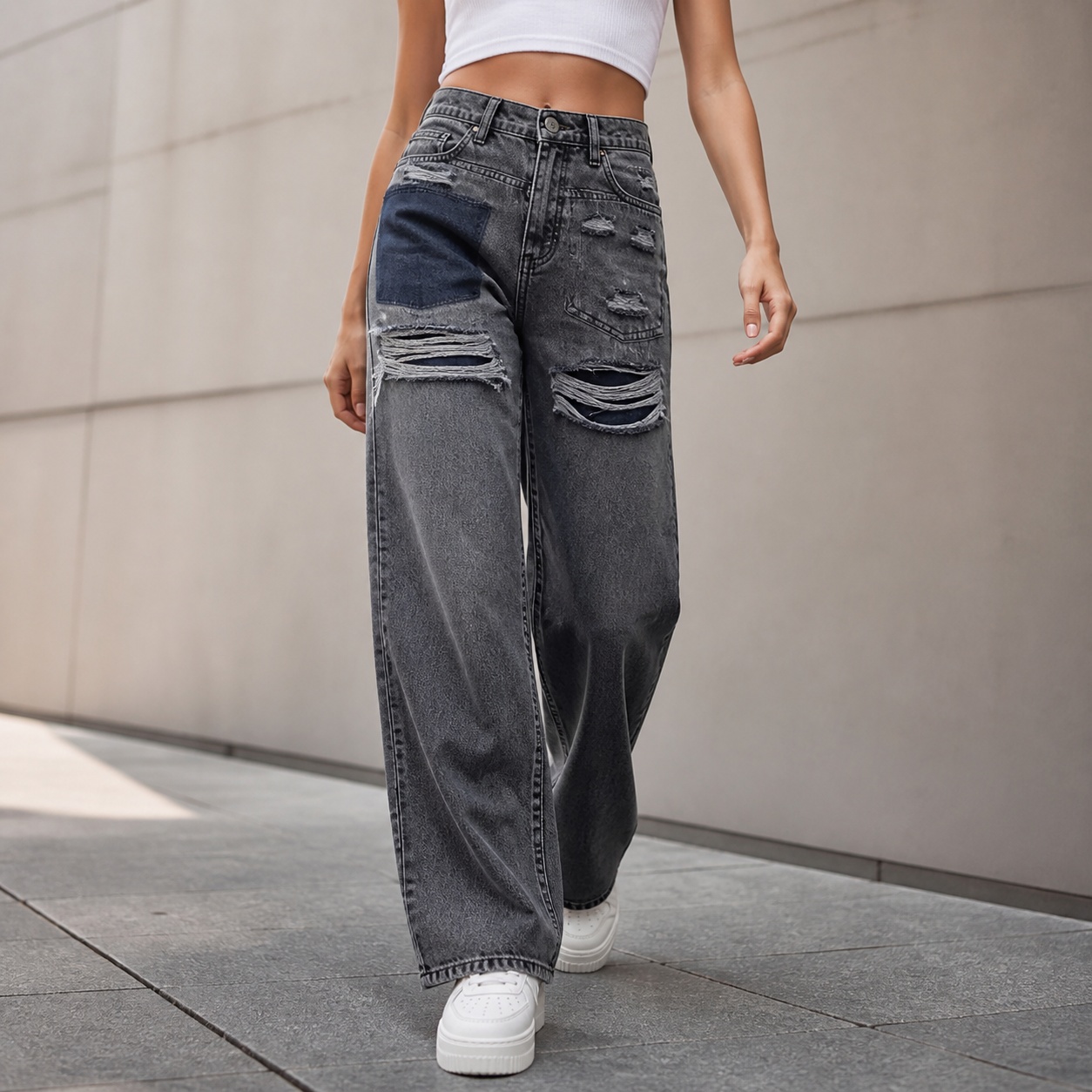 Damskie jeansy z wysokim stane – Distressed Jean Rip recenzja i cena