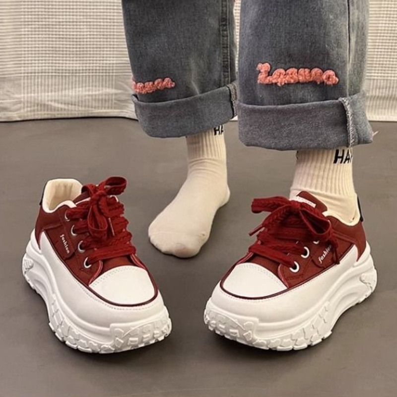 Grube białe sneakersy damskie  – Chunky Sneaker Platform recenzja i cena