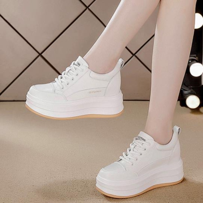 Damskie sneakersy na platformi – Chunky Sneaker Platform recenzja i cena