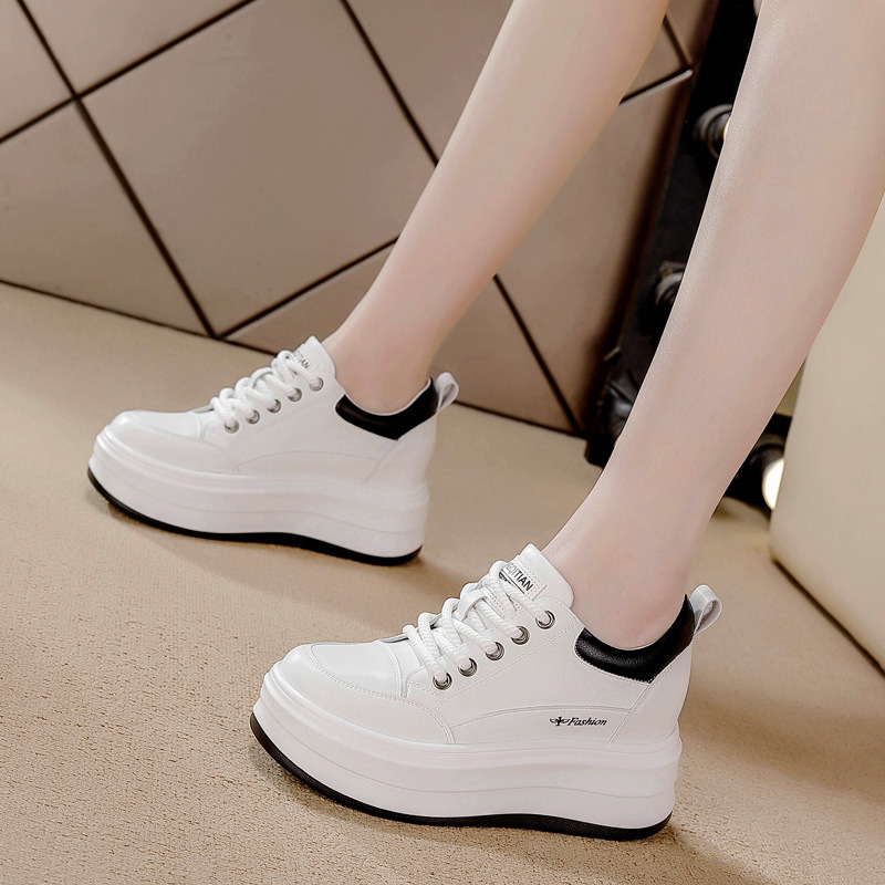 Damskie sneakersy na platformi – Chunky Sneaker Platform recenzja i cena