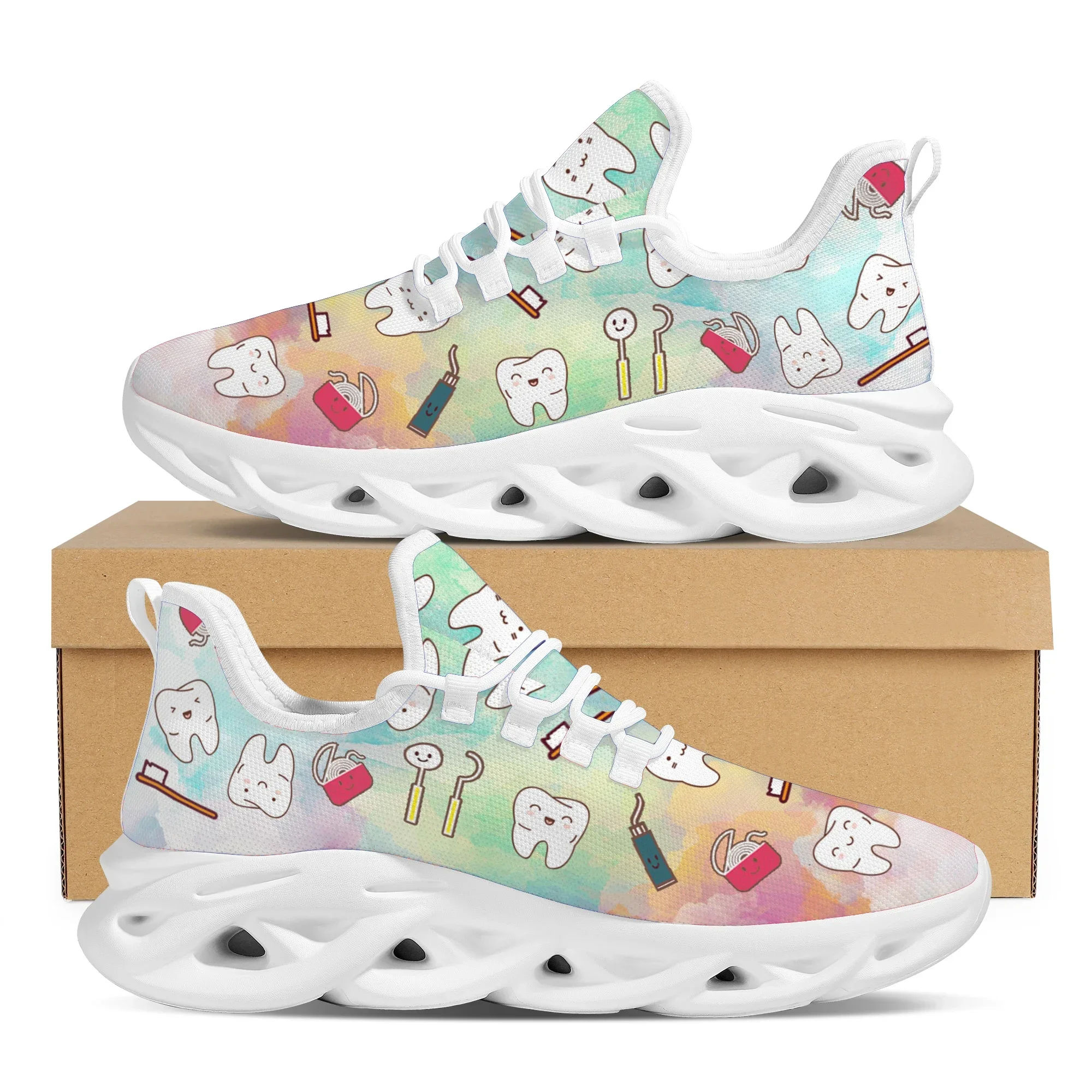 Obuwie dentystyczne Manga Prin – Street Fashion Walk recenzja i cena